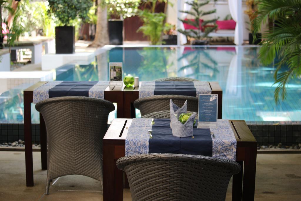 Blue Lime Phnom Penh Hotel Екстериор снимка