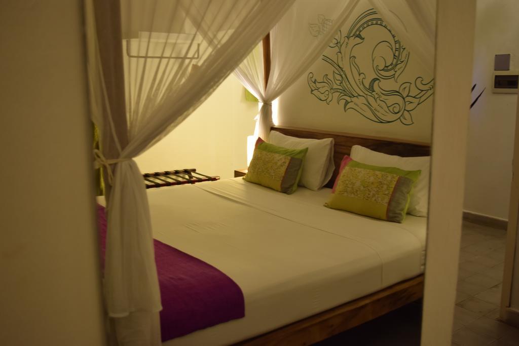 Blue Lime Phnom Penh Hotel Екстериор снимка