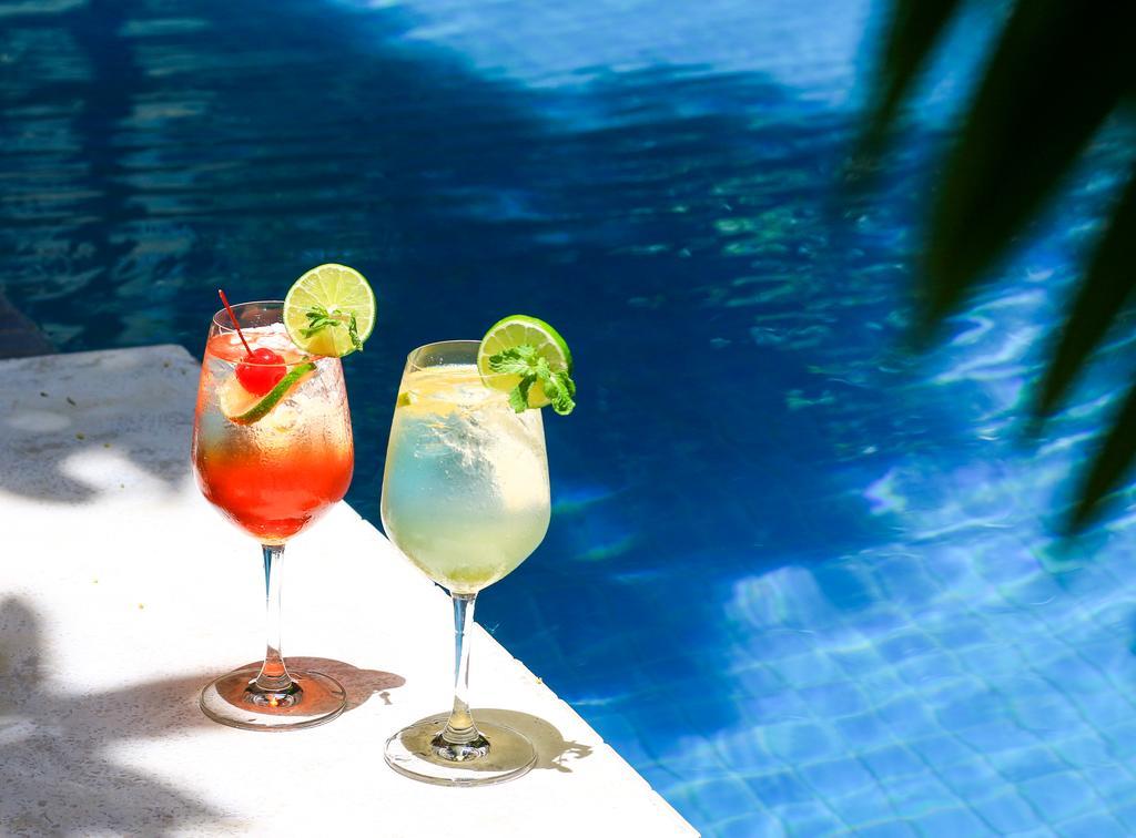 Blue Lime Phnom Penh Hotel Екстериор снимка