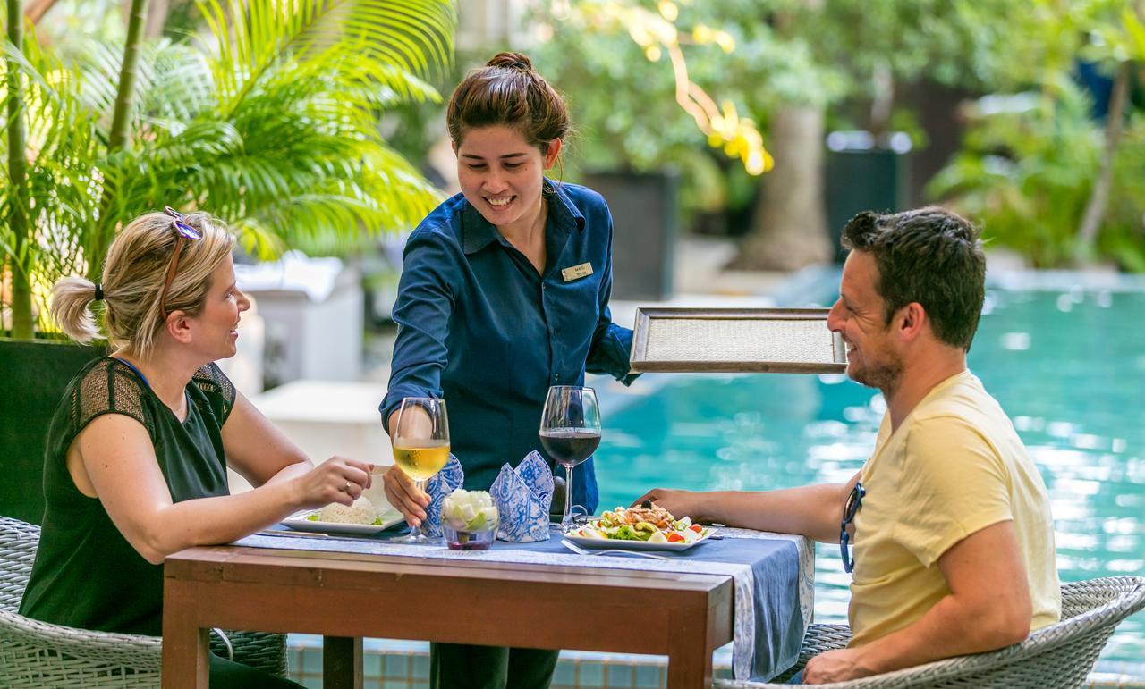 Blue Lime Phnom Penh Hotel Екстериор снимка