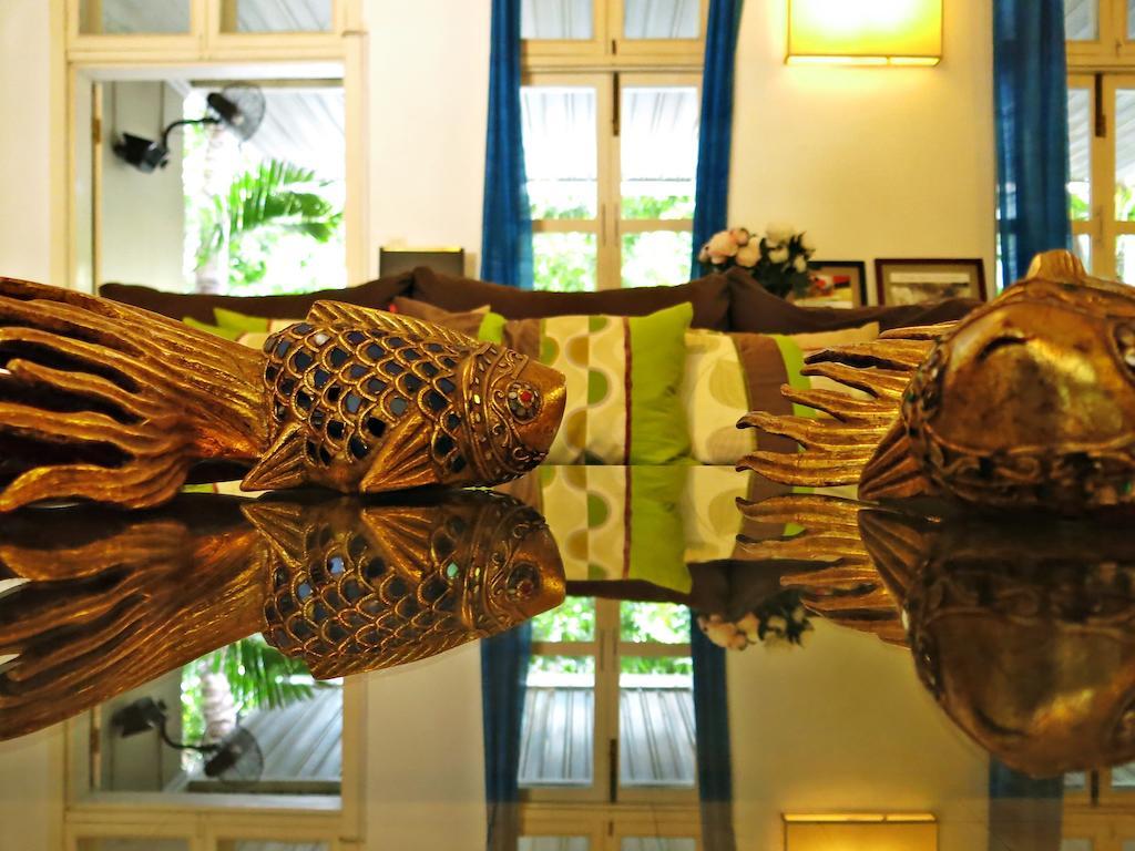 Blue Lime Phnom Penh Hotel Екстериор снимка