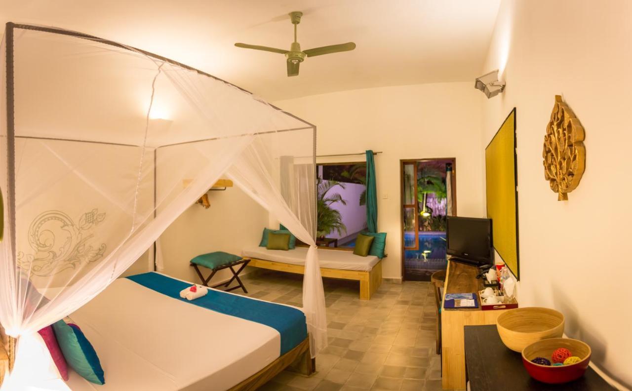 Blue Lime Phnom Penh Hotel Екстериор снимка