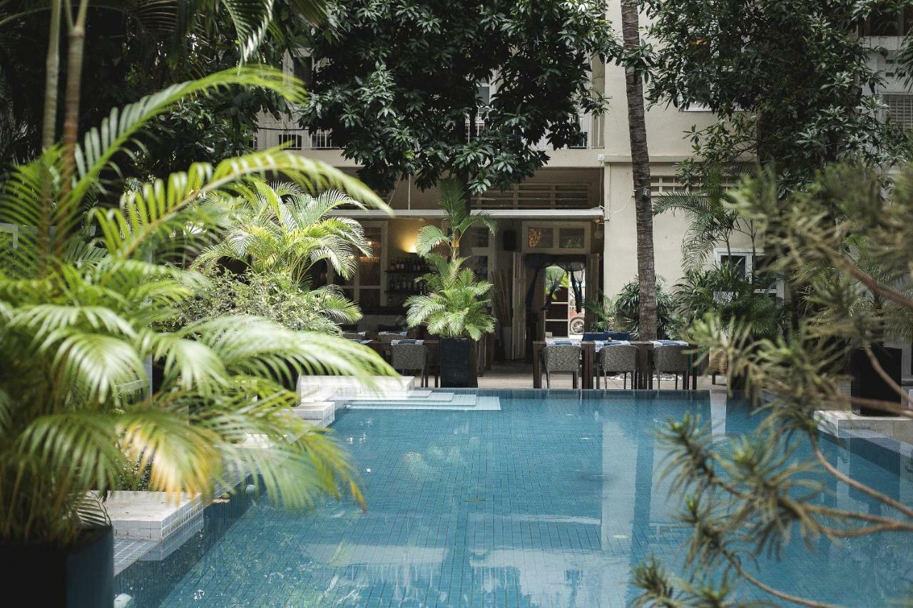 Blue Lime Phnom Penh Hotel Екстериор снимка